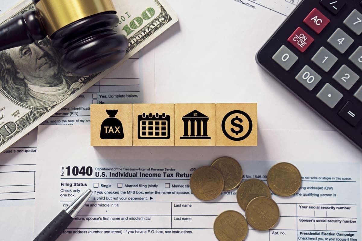 How Long is the Tax Refund to Show in the Bank? IRS Deposit Timeline Explained